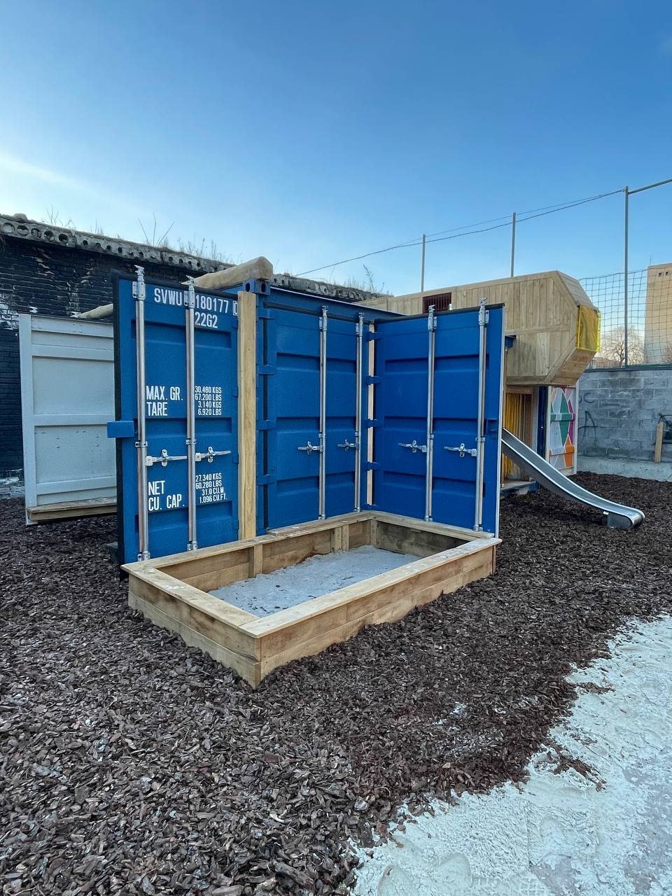 Как в Непале или Бразилии. В Украине появляются необычные детские площадки: первые фото